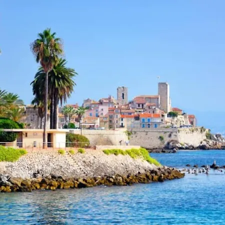Cosy - Vieux Port Apartment Antibes
